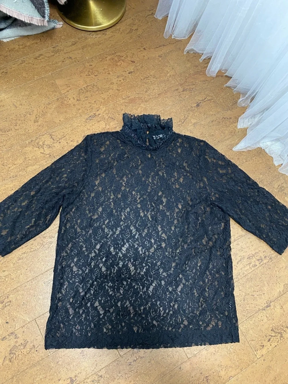 Contemporaine for Simons Black Floral Lace Stretchy Mock Neck Women's Top 2XL - Picture 8 of 8
